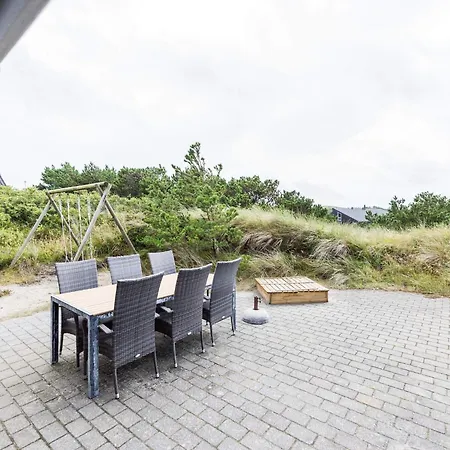 Holiday home Holiday Henne Lxx *